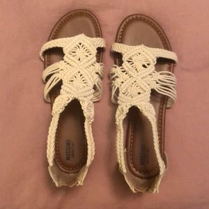 Crochet sandals